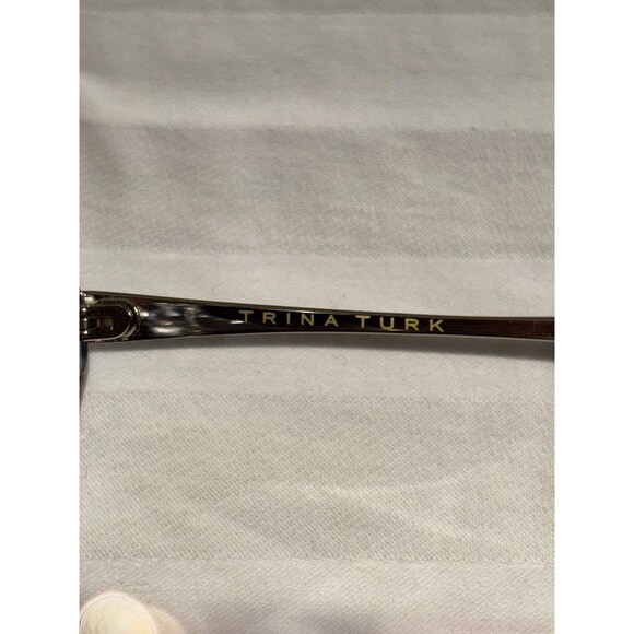 Trina Turk Nevis Paisley Sunglasses 135 main image 6